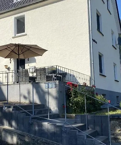 Ferienhaus Auszeit Apartamento Bad Bertrich